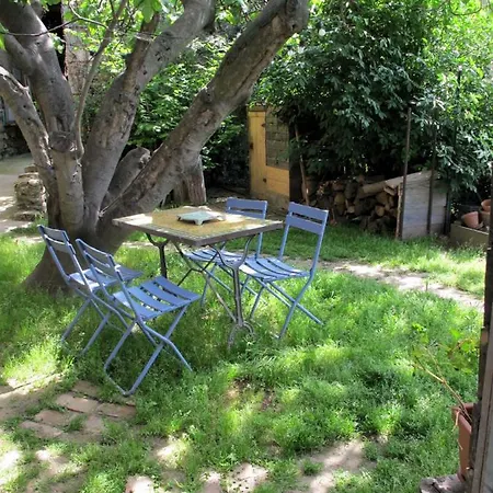 Cabane Tout Confort